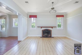Lounge Room