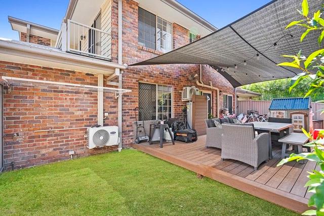 2/9 Railway Street, QLD 4213
