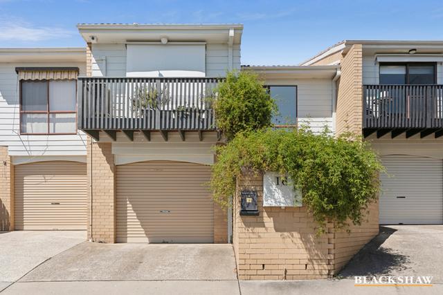 16 Hallen Close, ACT 2606