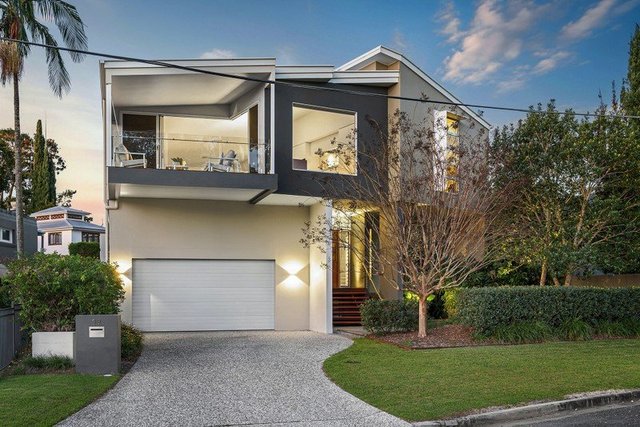 39 Esplanade, QLD 4104