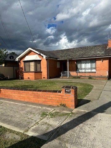 28 Leslie St, VIC 3021