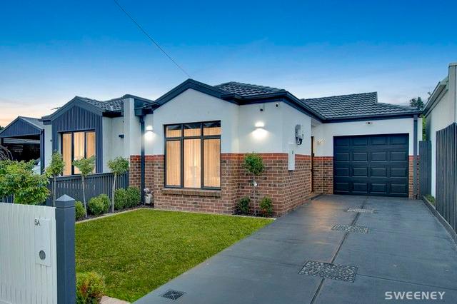 5a Eames Avenue, VIC 3012