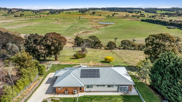 24 Tulloh Street, NSW 2583