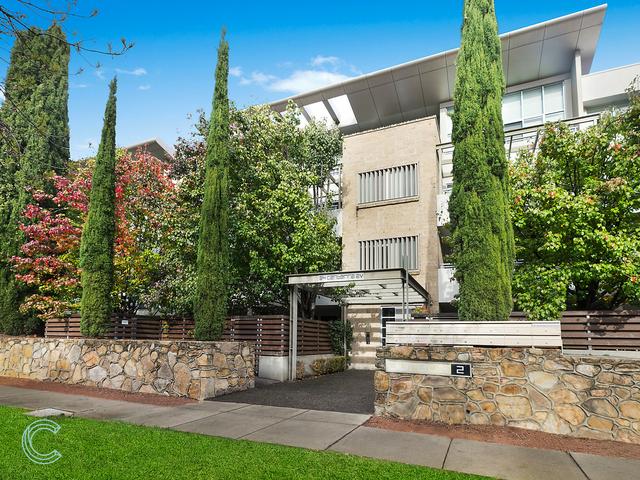 9/34 Canberra Avenue, ACT 2603