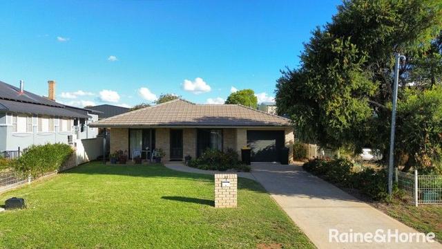 32 Tucklan Street, NSW 2844