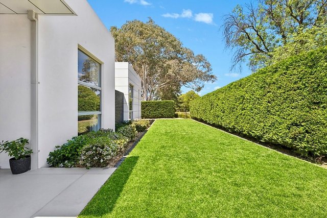 2 Faunce Crescent, ACT 2602