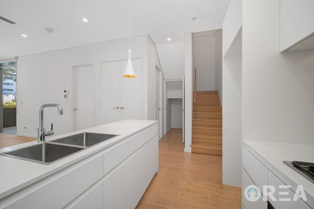 1103/2-4 Mentmore  Avenue, NSW 2018