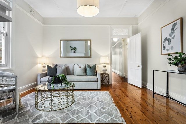 2/18 Lower Wycombe  Road, NSW 2089