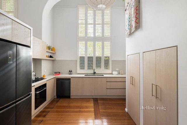 3/6 Webb Lane, VIC 3002