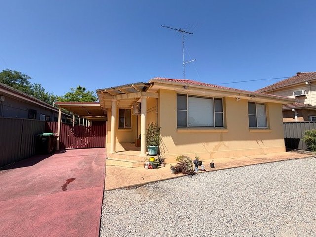 12 Cosgrove Crescent, NSW 2747