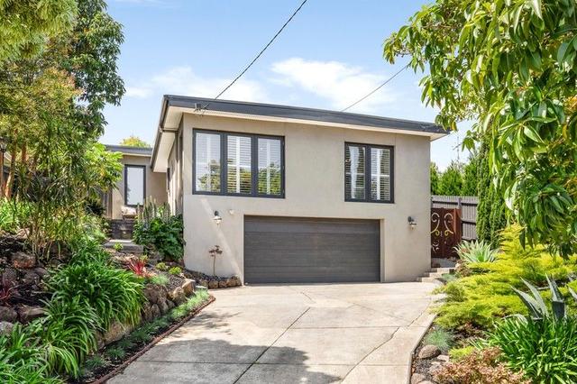 8 Sophora Court, VIC 3107