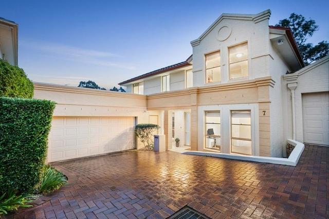 7 Government Farm Crescent, NSW 2154