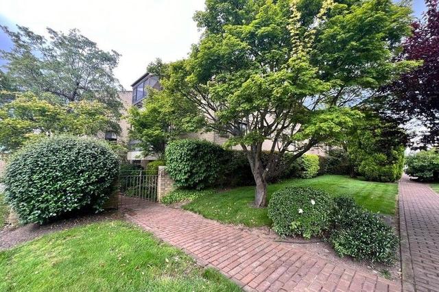 8/26 Merrigang Street, NSW 2576
