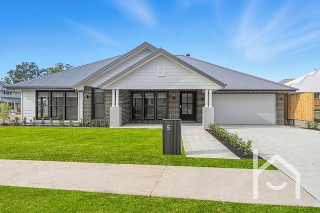 5 Dharawal  Avenue, NSW 2568