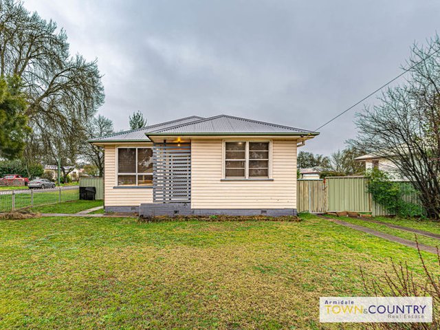 168 Canambe Street, NSW 2350