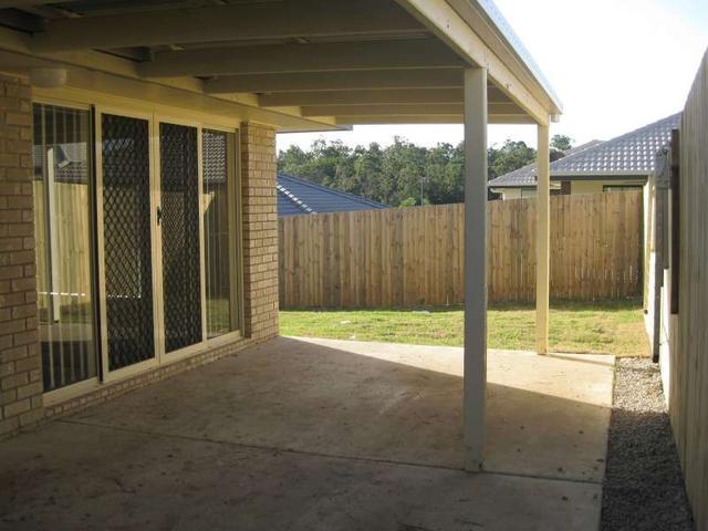 2/7 James Court, QLD 4500