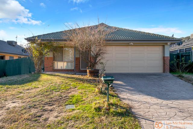 28 Bluestone Gardens, NSW 2619
