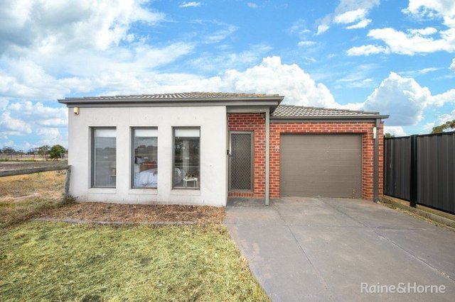 10 Darryn Court, VIC 3429