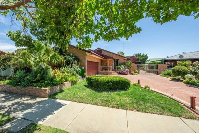 82 Lenne Street, VIC 3629