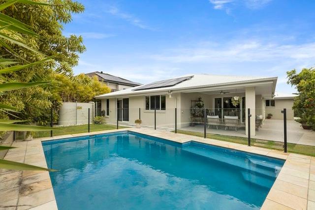 5 Cockatoo Street, QLD 4055