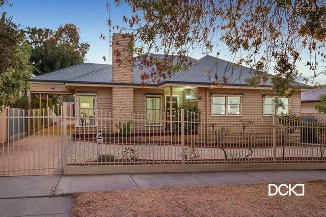 6 McMillan Street, VIC 3550