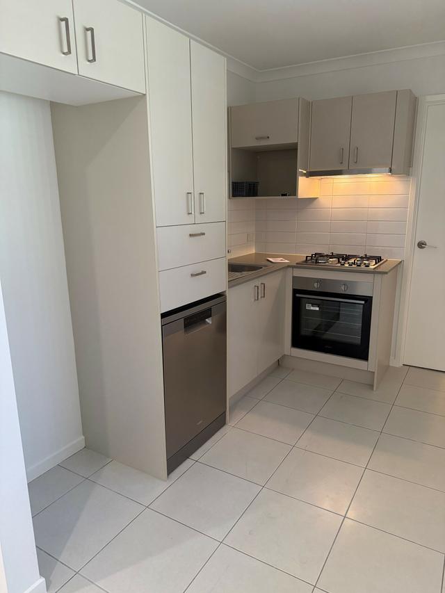 Unit 2/33 Braxlaw Cres, QLD 4503