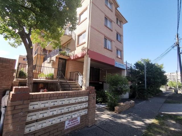 2/11 Macquarie Road, NSW 2144