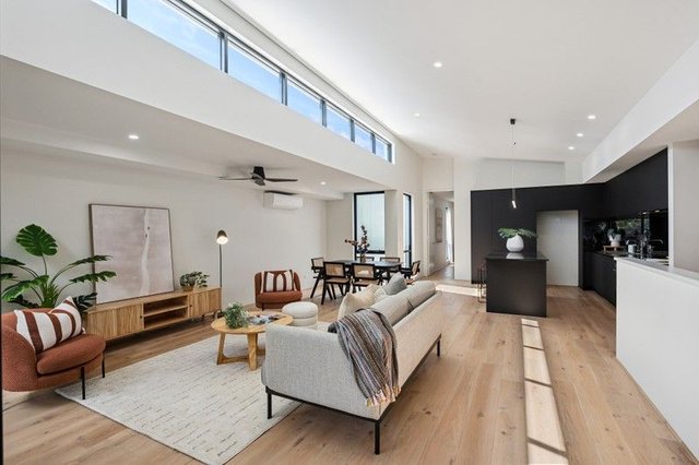 3-4/8 Wood Street, WA 6160