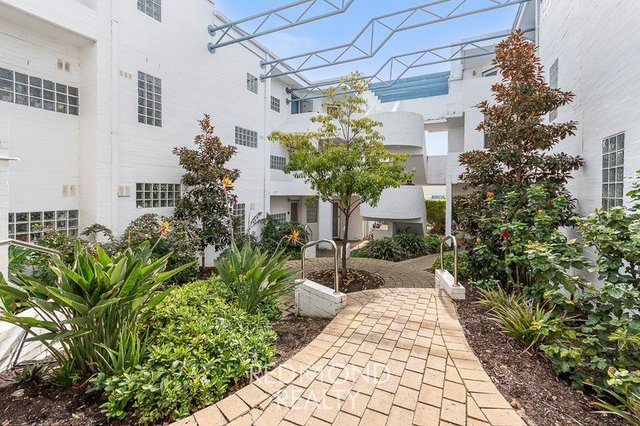 20/227 Cambridge Street, WA 6014
