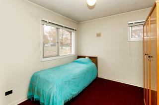 Bedroom (2015-05-26)