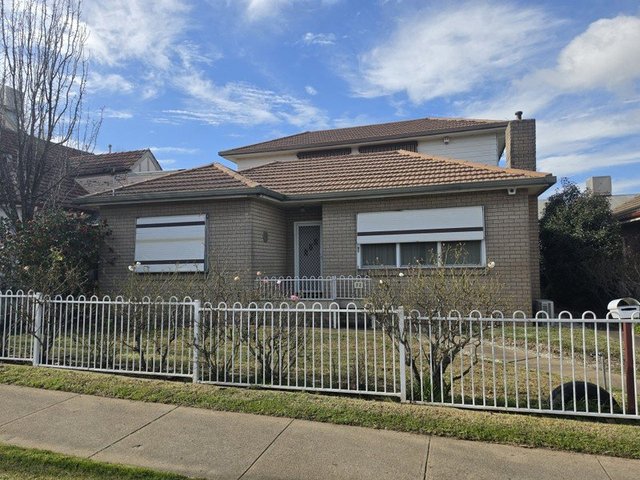 32 Clarke Street, NSW 2594