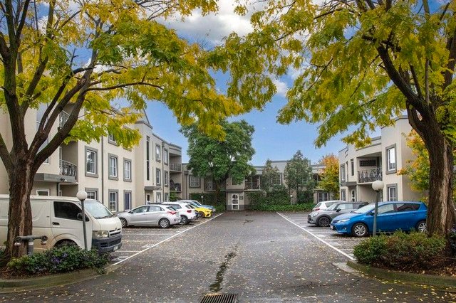 21/997 Dandenong Road, VIC 3145