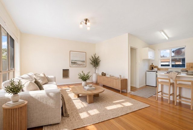 2/30 Riviera Street, VIC 3194