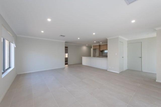 42/11 Bakana Loop, WA 6065