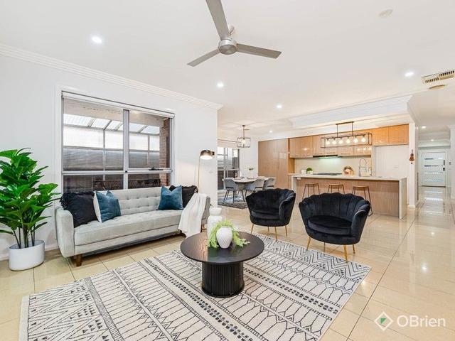 15 Pembroke Crescent, VIC 3026