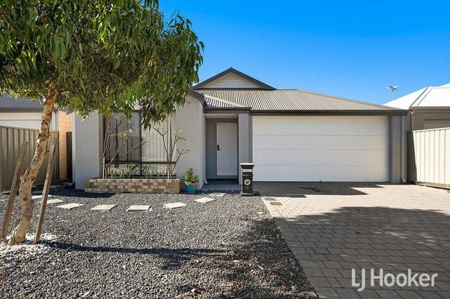 12 Paignton Avenue, WA 6170