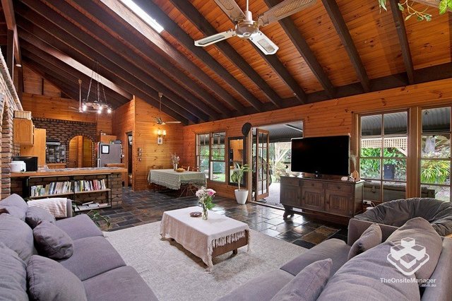 57-59 Glade Drive, QLD 4211
