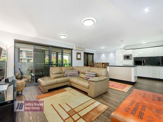 31-33 Helen St, QLD 4005