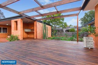 Deck & Covered Barbecue Area