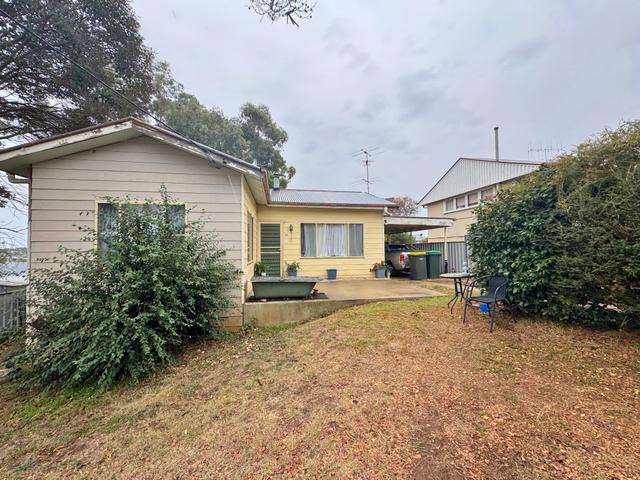 21 Clifton Street, NSW 2594