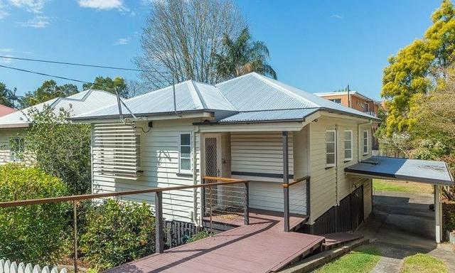 62 Pear Street, QLD 4120