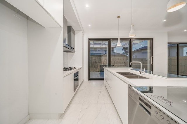 2 Cornell Street, VIC 3149