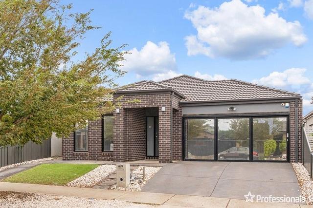 60 Hawking Crescent, VIC 3336