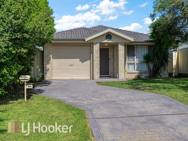 2/14 Dargin Close, NSW 2330