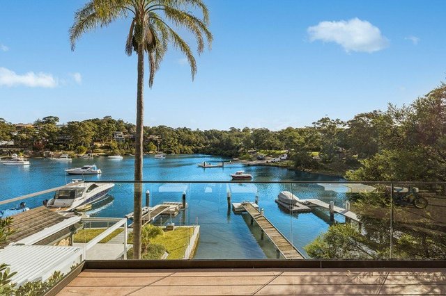132 Morshead Drive, NSW 2220