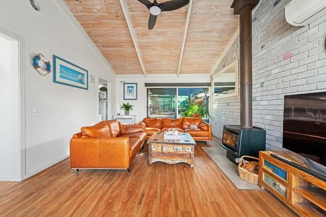 8 Endeavour Court, VIC 3909