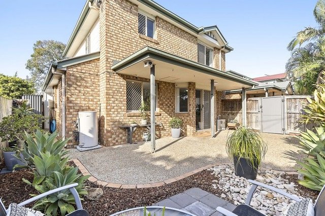 1/44 Helles Street, QLD 4105