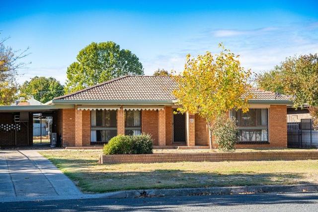 60 Swift  Street, NSW 2644