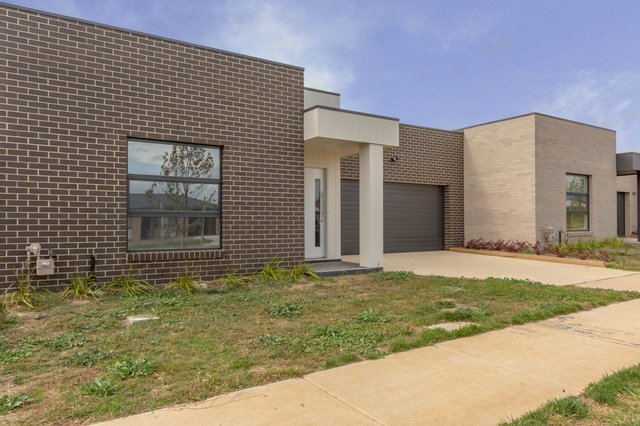 36 Lionel Rose St, ACT 2615