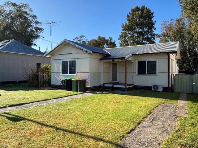 20 Gladstone Crescent, WA 6225